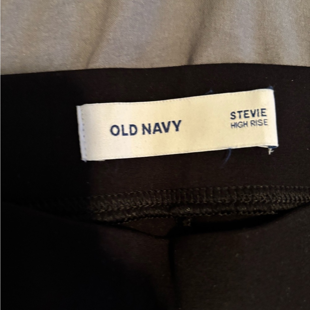 Old Navy Black High Rise Pants - Picture 2 of 10